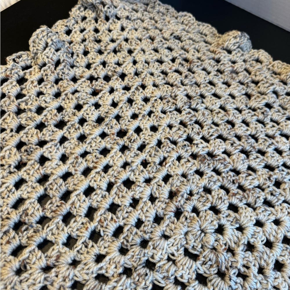 Handmade Crochet Blanket New - Picture 2 of 4